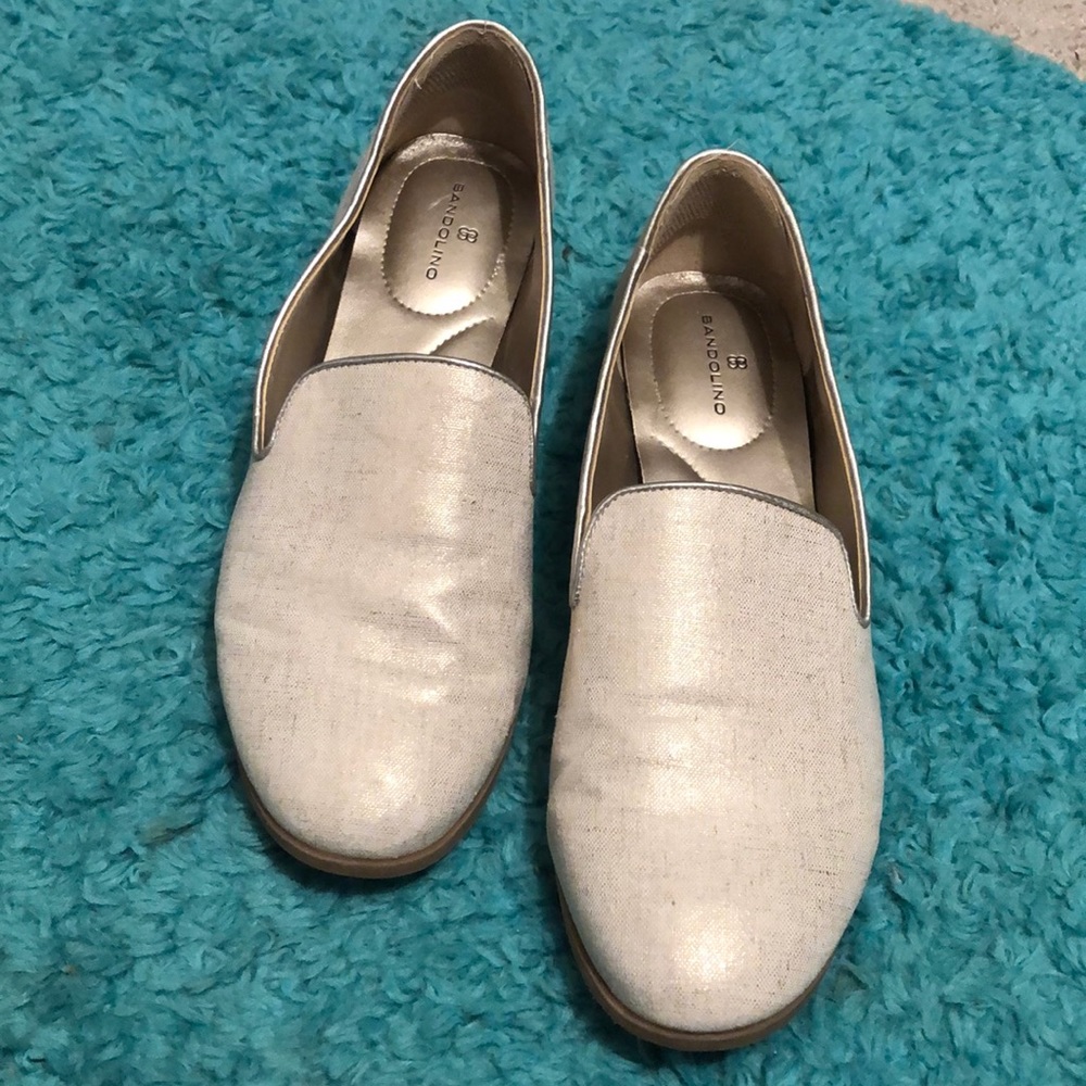 Beige sparkly flats